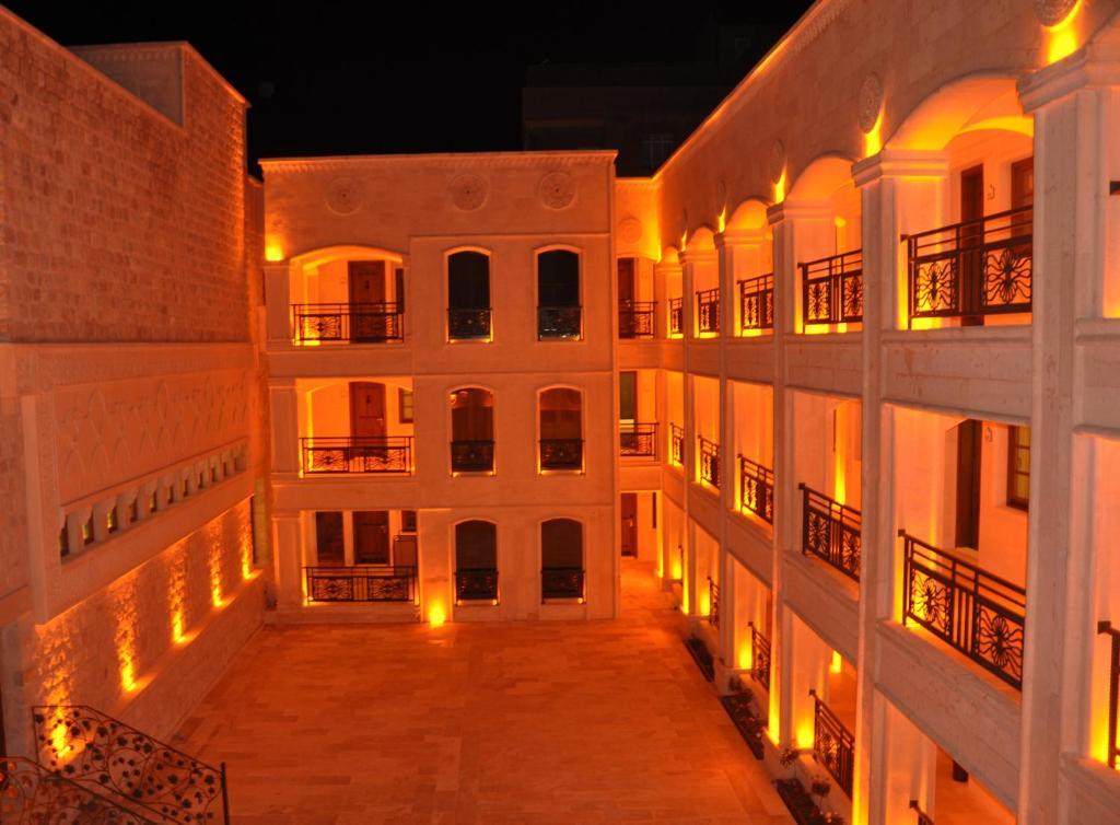 Izala Boutique Hotel Mardin Exterior photo